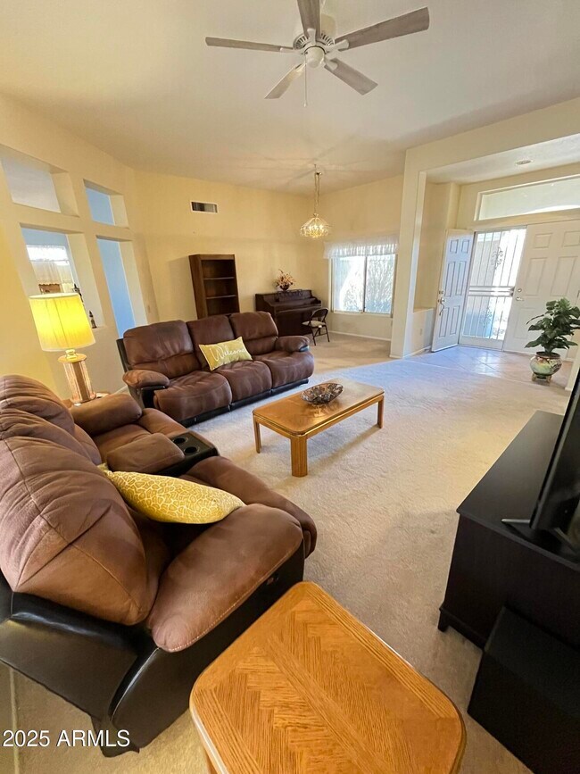 Foto del edificio - 22212 N Cheyenne Dr