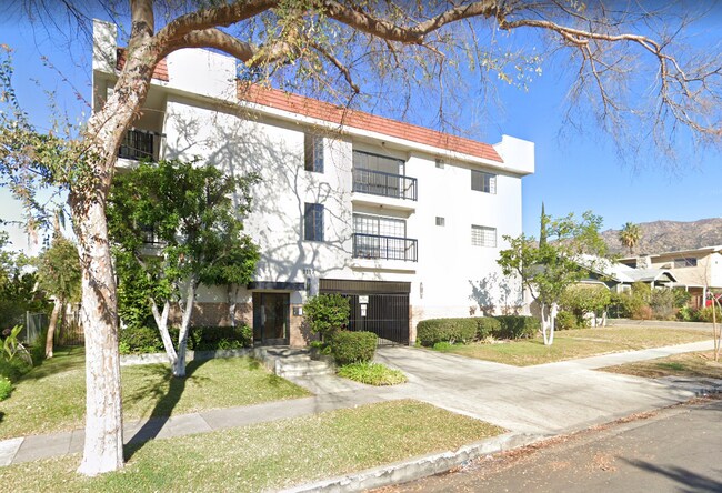 Foto del edificio - 1117 Elm Ave