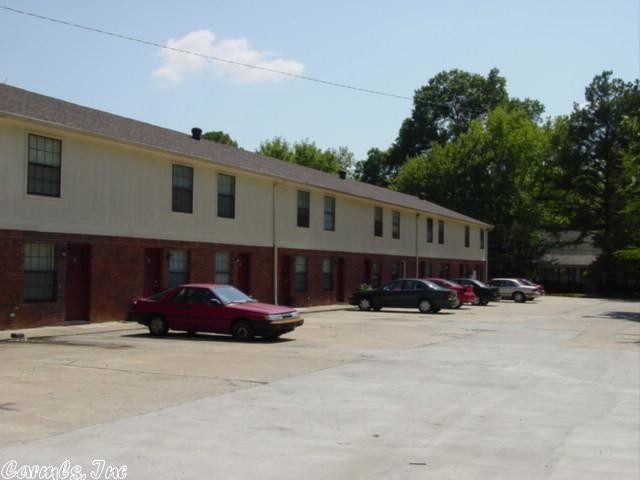 Primary Photo - 1706 Independence Avenue