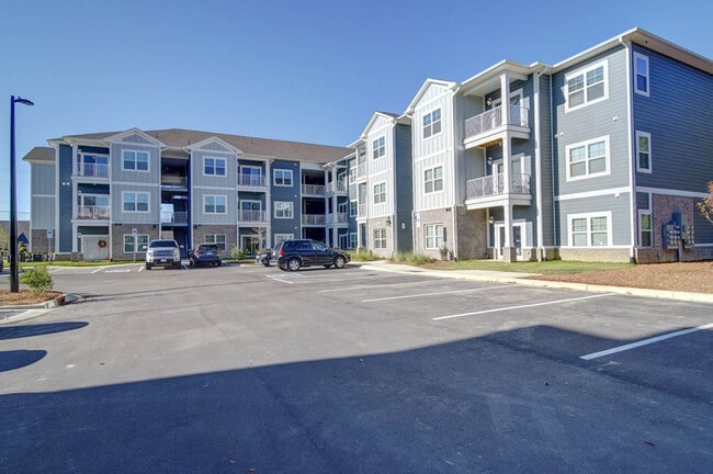 Exterior Apartment - Arka Heights