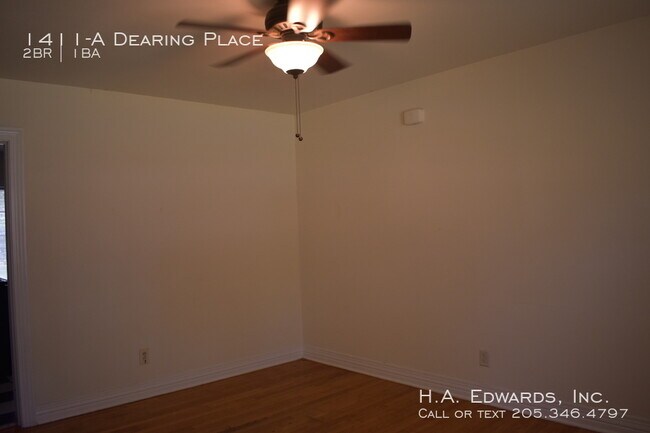 Foto del edificio - 1411 Dearing Pl