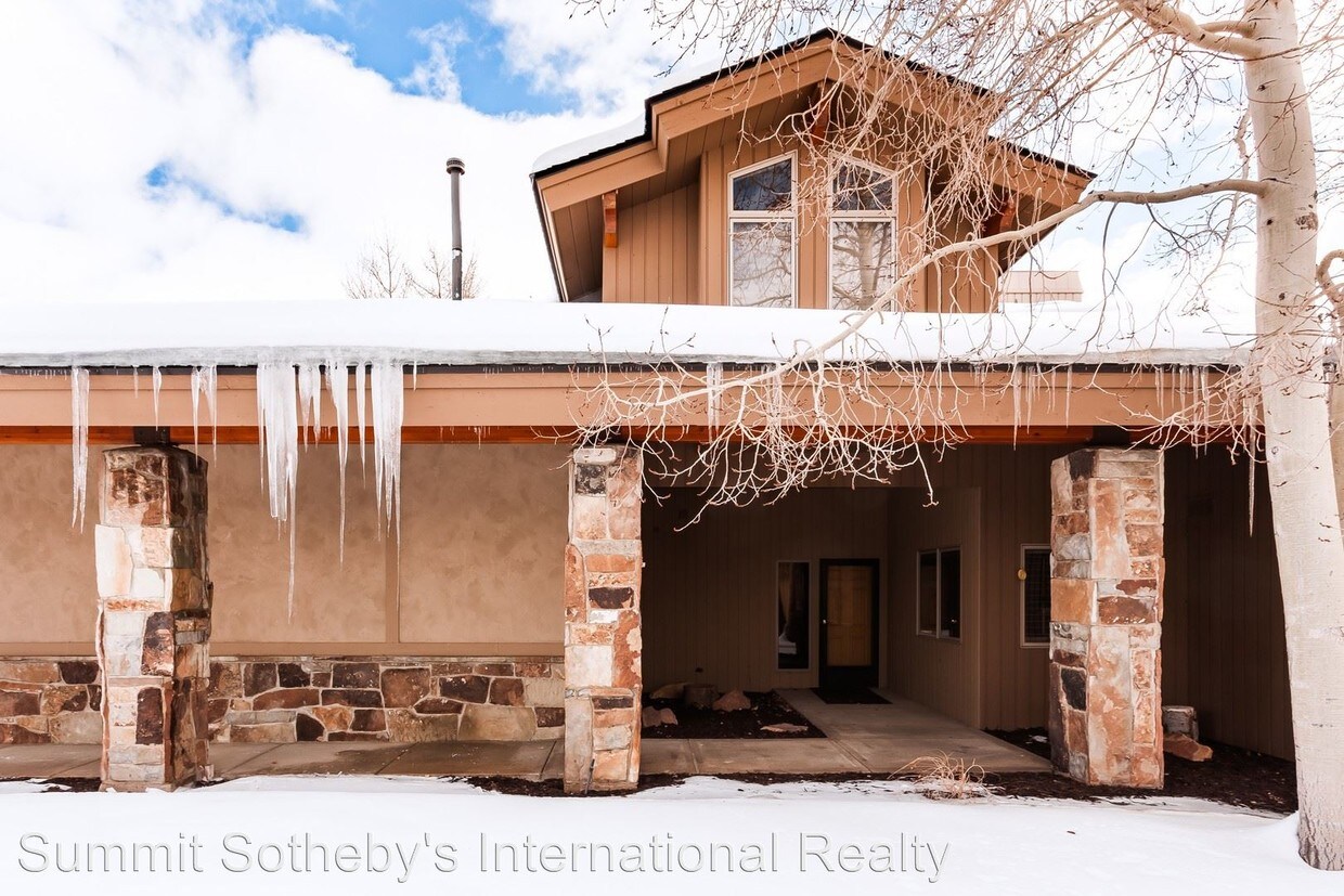 Foto principal - 4 br, 4 bath House - 2812 Four Lakes Drive