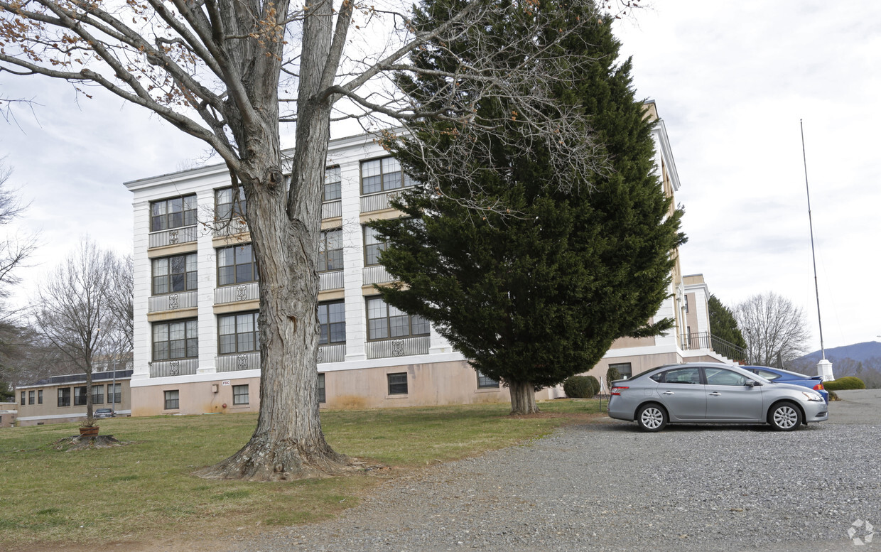 Building Photo - Evergreen Ridge Apartments