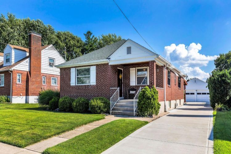 4303 Duneden Ave, Deer Park, OH 45236 House for Rent in Deer Park, OH