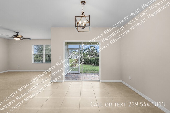 Building Photo - 616 Posadas Cir