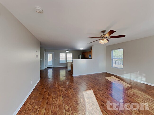 Foto del edificio - 501 Sawtooth Oak Drive