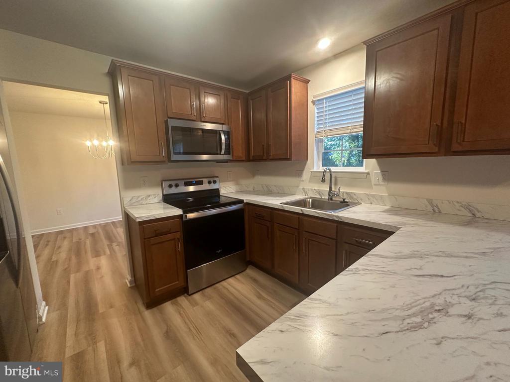Foto principal - 369 Minck Ave