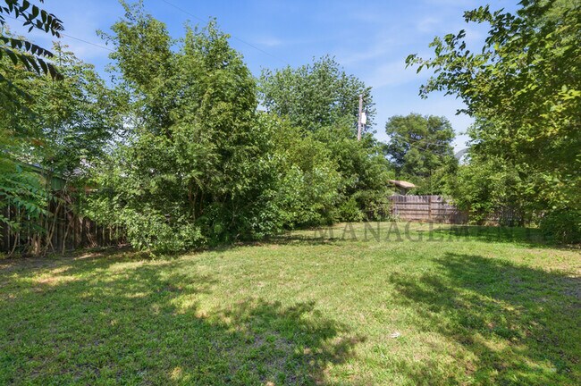 Building Photo - 6216 E Orme St
