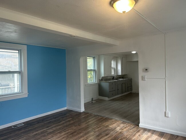 Building Photo - 3149 W 32nd St