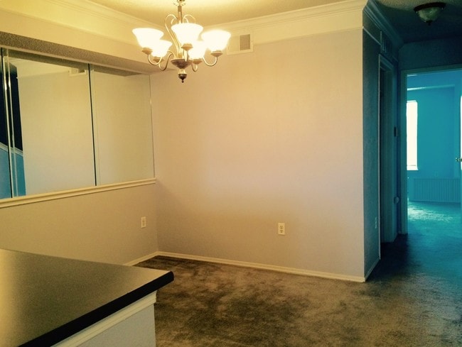 Building Photo - Lovely Two Bedroom Condo with Fire Place, W/D, garage, and tons of community extras! (Concord)