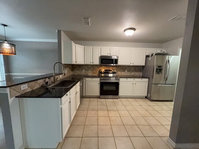 Foto del edificio - 12614 Oceanside Dr