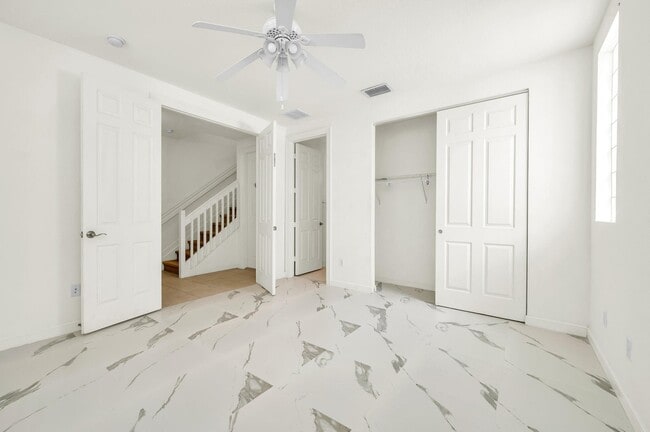 Building Photo - 810 Marina Del Ray Ln