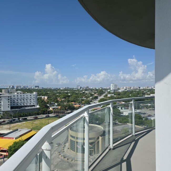 Foto del edificio - 1 Glen Royal Pkwy