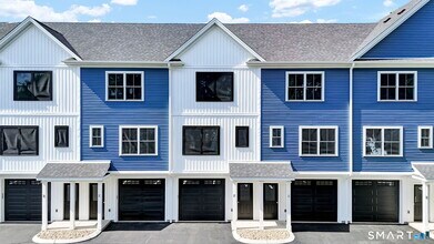 Building Photo - 70 Whiting St