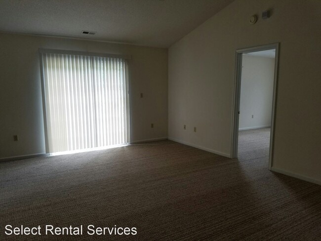 Building Photo - 3 br, 2 bath House - 108 Sutton Dr.