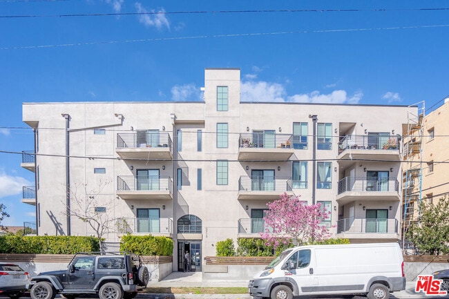 Building Photo - 3715 San Marino St
