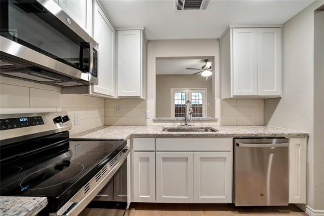 Foto del edificio - 5325 Bent Tree Forest Dr