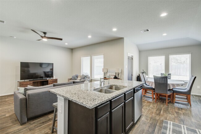 Foto del edificio - 23435 Barberry Crk Trl