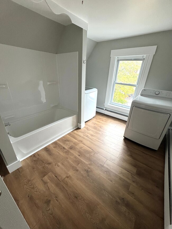 Foto del edificio - 180 Notre Dame Ave