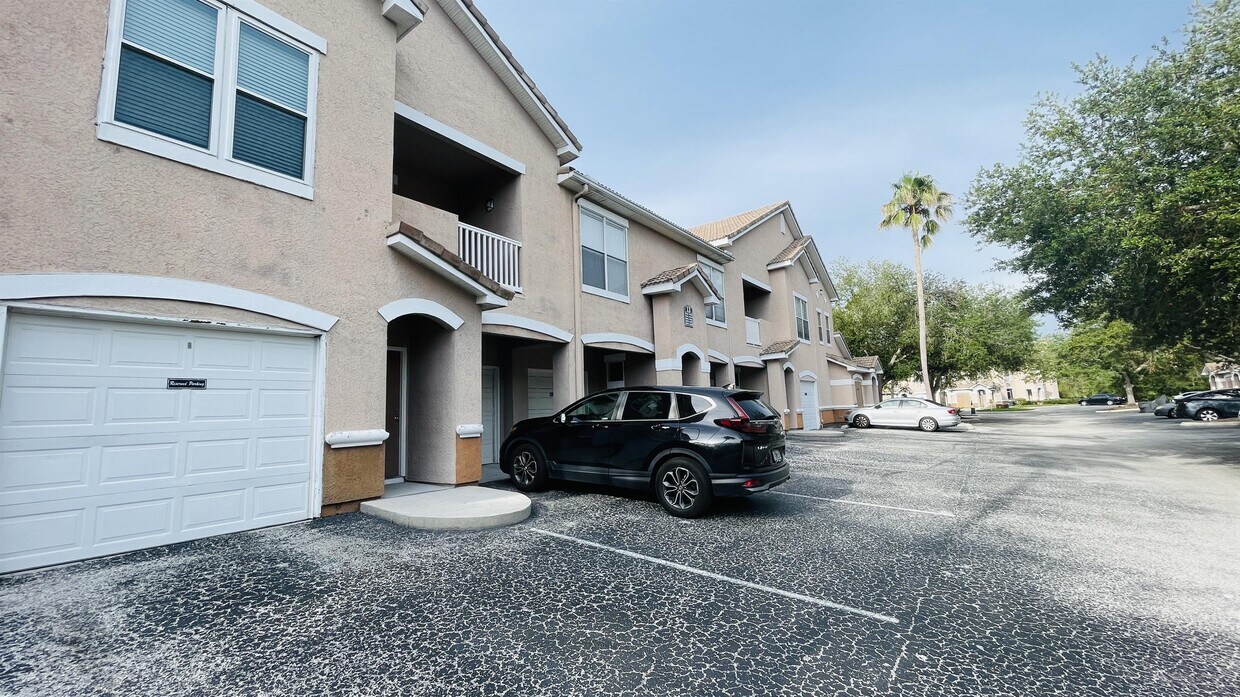 Foto principal - 10412 Villa View Cir