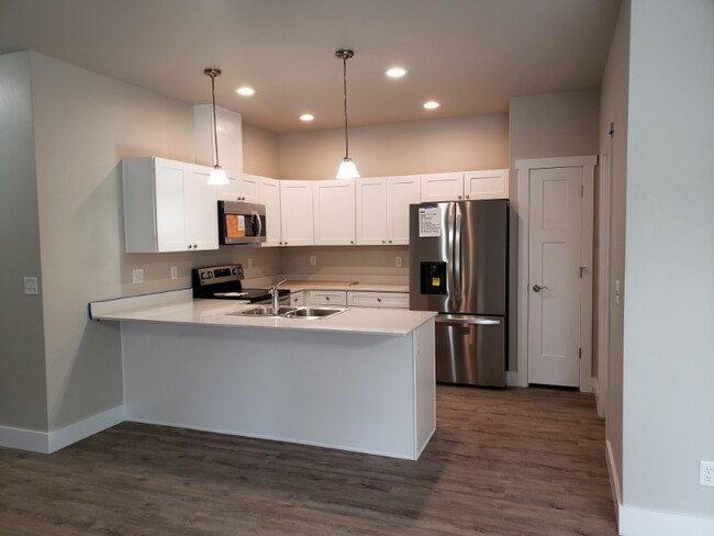 Foto del edificio - 165 Fairway Blvd