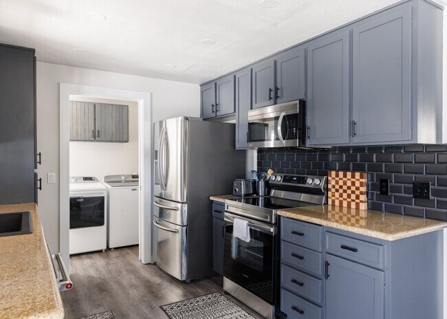 Foto del edificio - 8627 SW Panorama Rd