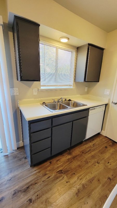 Building Photo - 4264 N Bengston Ave
