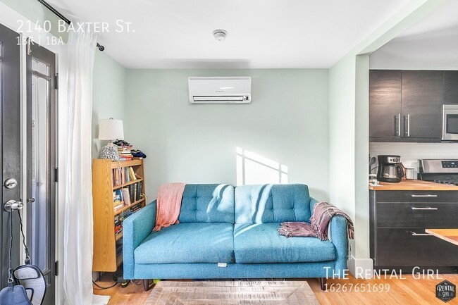 Foto del edificio - Remodeled One Bedroom in Echo Park Hills |...
