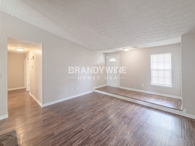 Foto del edificio - 7272 Indian Hill Trail