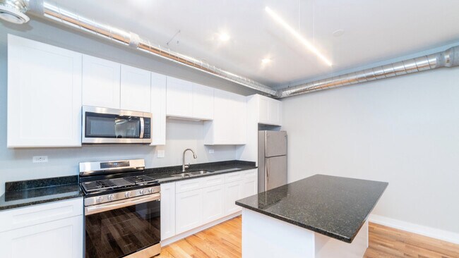 Foto del edificio - 4236 S Cottage Grove Ave