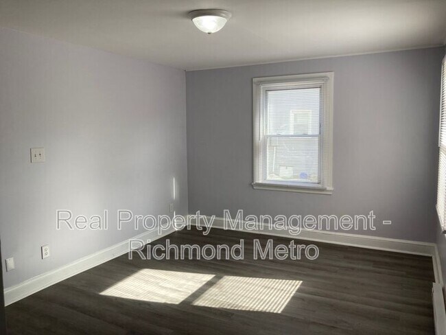 Building Photo - 14 E Sedgwick St