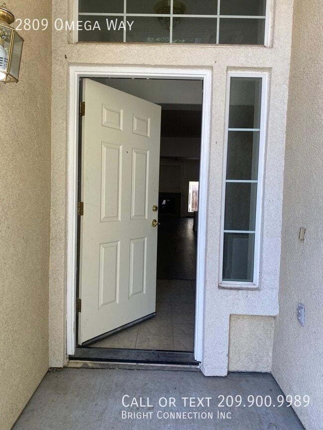 Foto del edificio - 2809 Omega Way