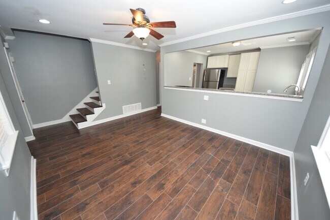 Foto del edificio - 4 Bed, 2 Bath Near Chickasaw Gardens in Ga...