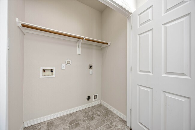 Building Photo - 6363 Fairdale Ln