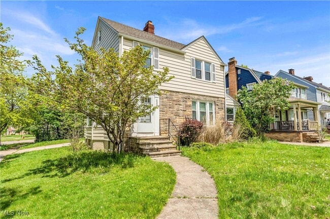 Building Photo - 3557 Silsby Rd
