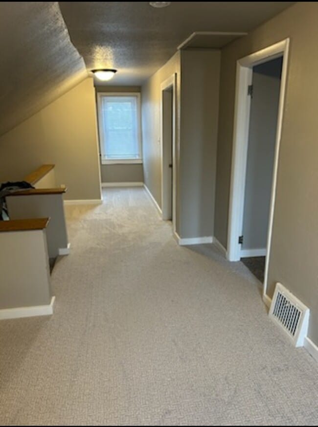 Building Photo - Eaton Road