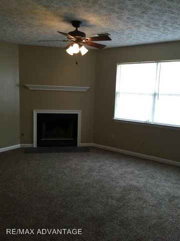 Building Photo - 5912 Summerglen Ln