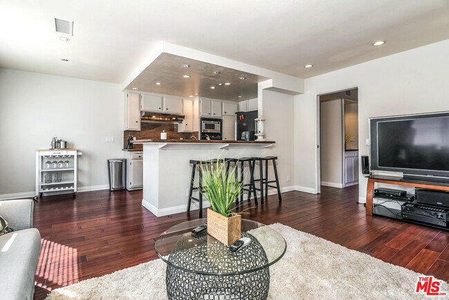Foto del edificio - 4604 Glencoe Ave