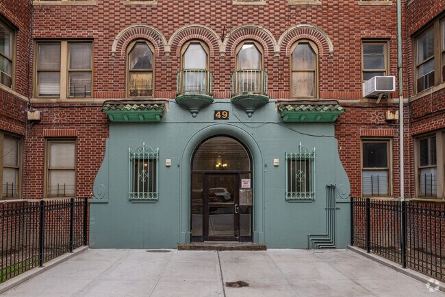 Entrada - 49 E 19th St
