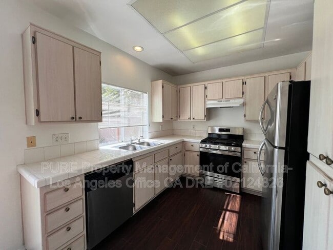 Foto del edificio - 22909 S Figueroa St