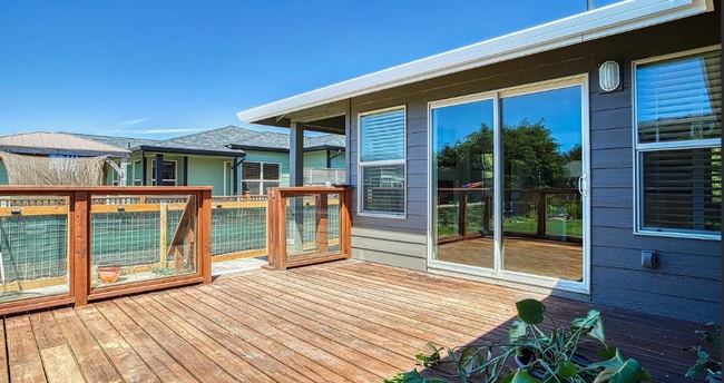 Building Photo - Ocean Park 3 Bedroom 2 bath - Close to beach!