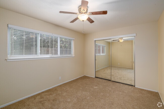 1BR, 1BA - 550SF - Bedroom - Birchwood Meadows