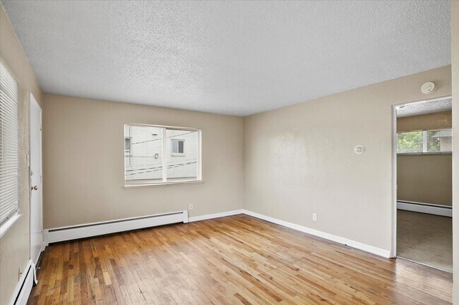 Foto del edificio - 3151 Eliot St