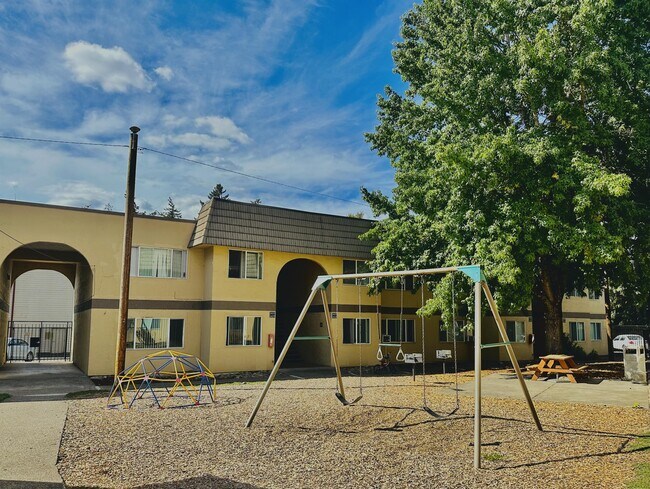 Foto del edificio - 2423 Wayside Terrace NE