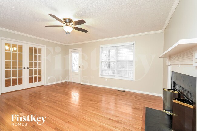 Foto del edificio - 139 Creek Meadow Dr