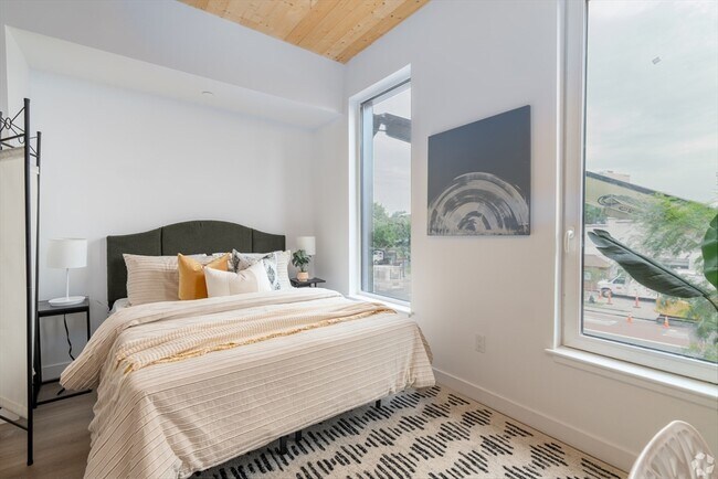 Building Photo - 154 Broadway