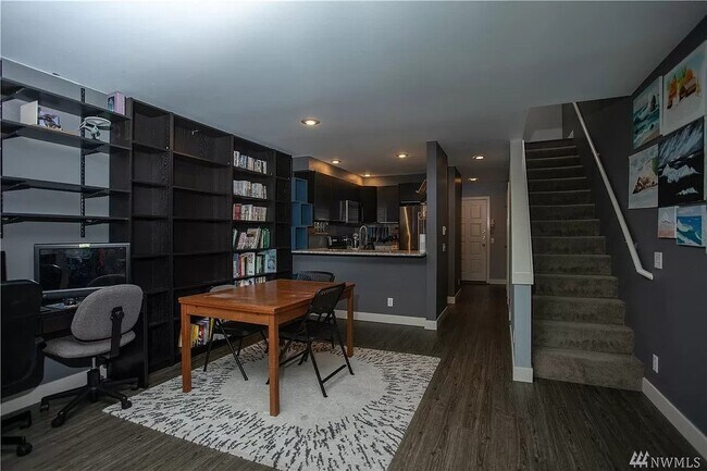 hall 2 - 10237 SE 3rd St
