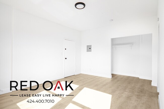 Foto del edificio - 3800 S Grand Ave