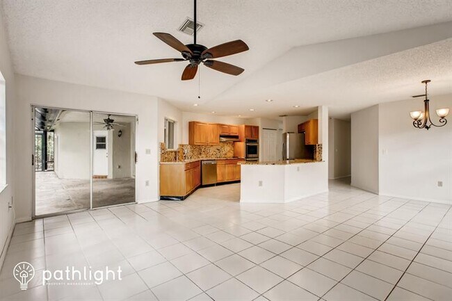 Building Photo - 4300 NW 53rd Ct, Coconut Creek, FL, 33073