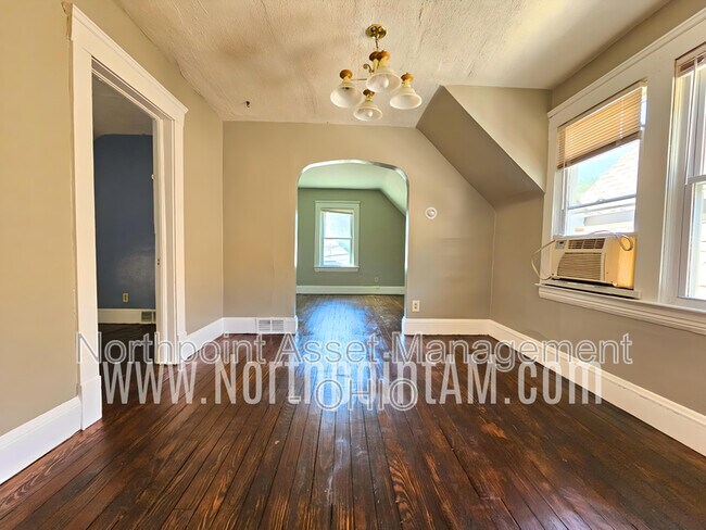 Foto del edificio - 3110 Saratoga Ave